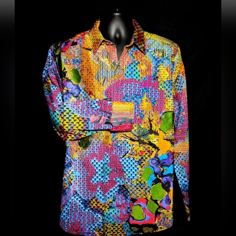 Robert Graham Limited Edition: The Hot Shot Size: M